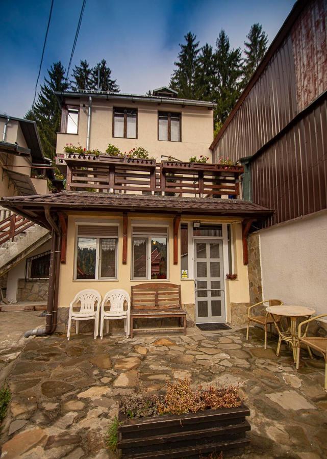 シナヤCasa Saraアパートメント エクステリア 写真